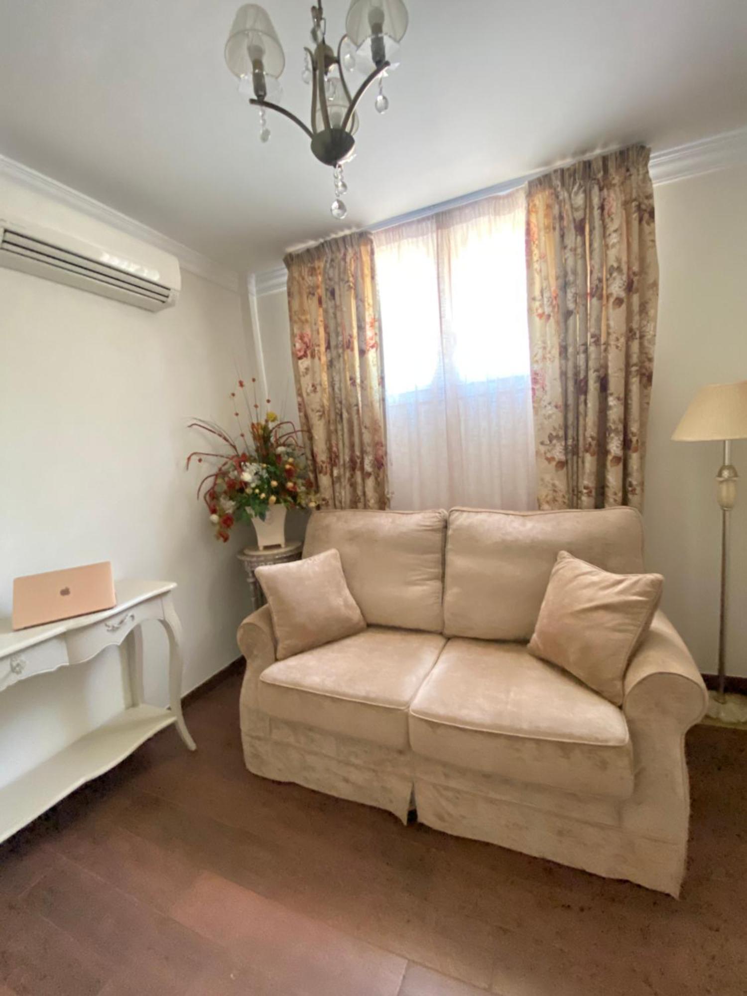 With Heated Private Pool, Sea View& Turkish Sauna Villa Benalmádena